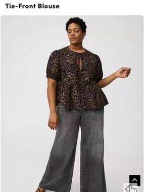 Torrid Tie Front Blouse - Size 1